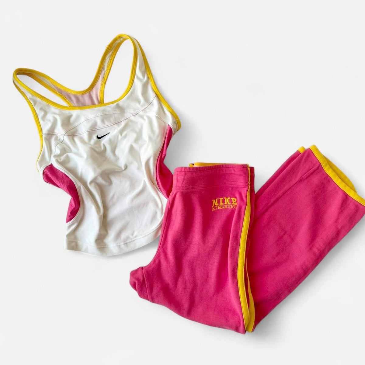 Nike Y2K Pink & White Athleisure Set 💖