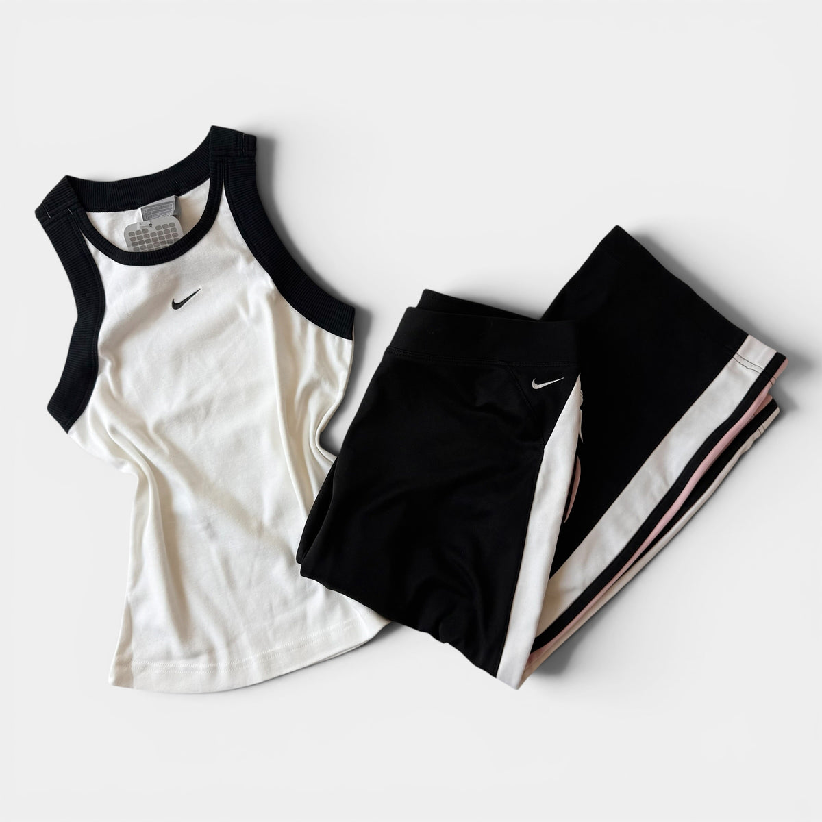 Nike Y2K Black White Capri Track Pant Set Sporty