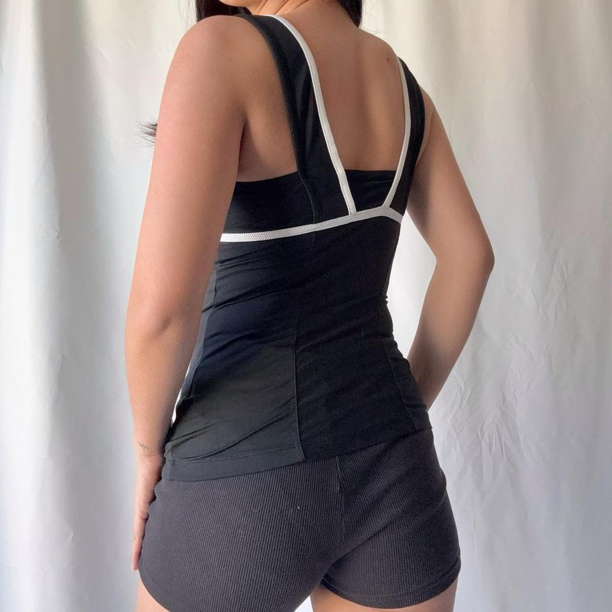 Nike Black Strappy Active Tank 🖤