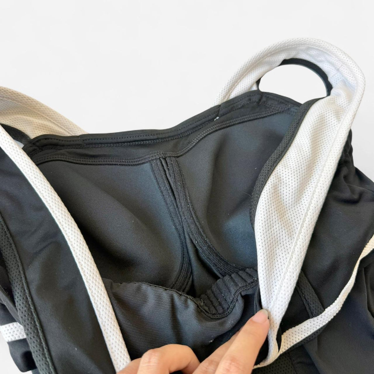 Nike Black Strappy Active Tank 🖤