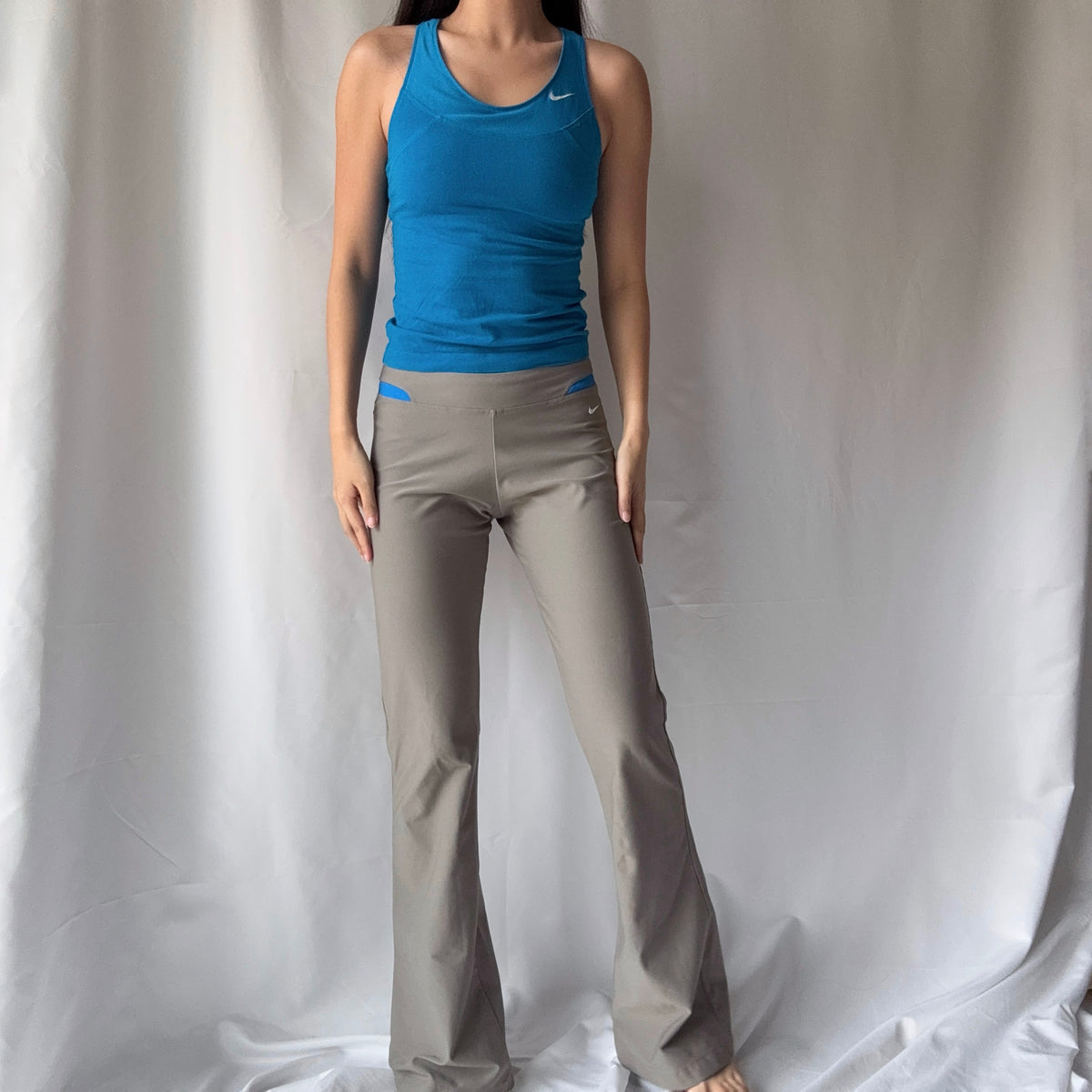 Nike Late 2000s Blue Gray Flare Pant Set