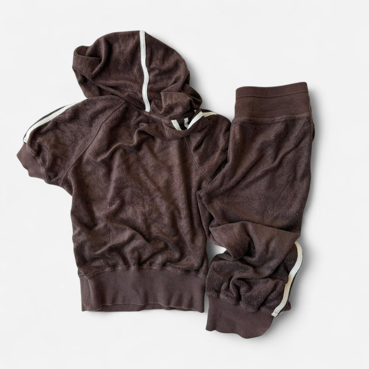 Vintage Bebe Sport Brown Velour V-Neck Crop & Capri Set