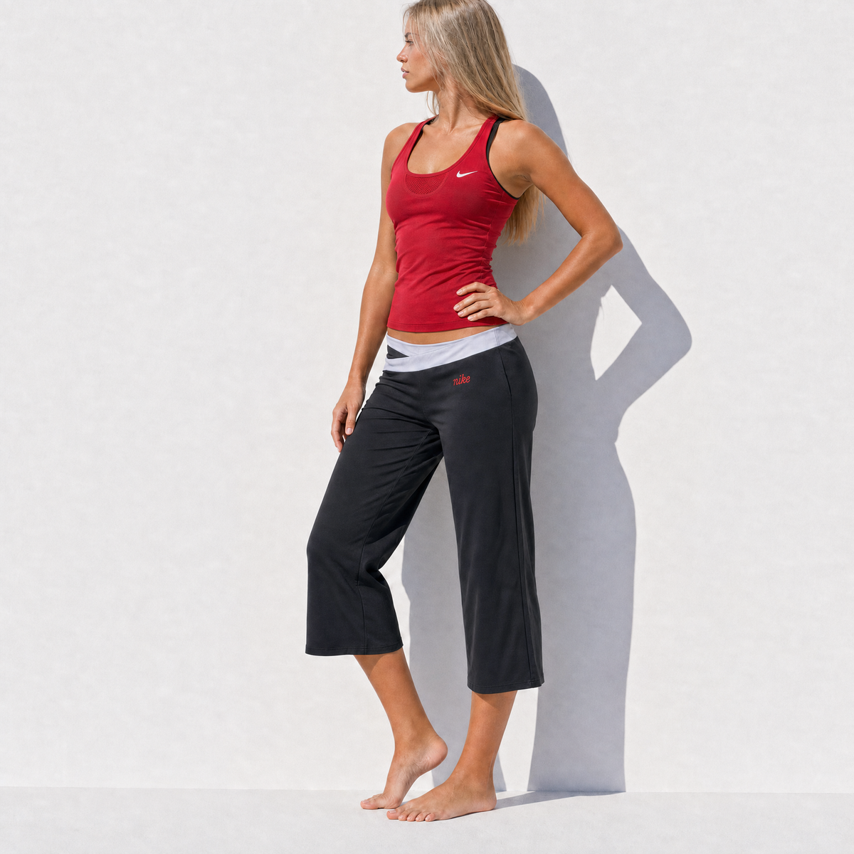 Nike Late 2000s Red Tank and Y2K Black Capri Pant Set