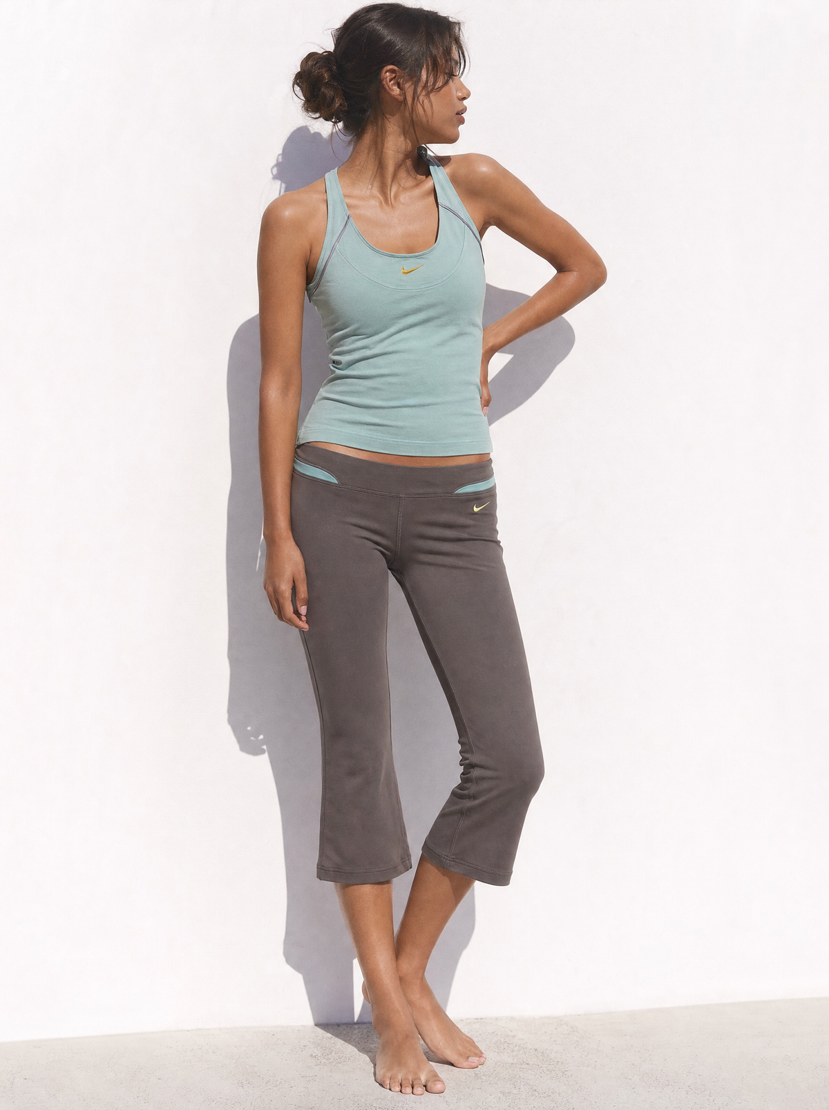 Nike Late 2000s Aqua and Gray Capri Pant Set