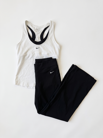Nike Late 2000s White Black Flare Pant Set